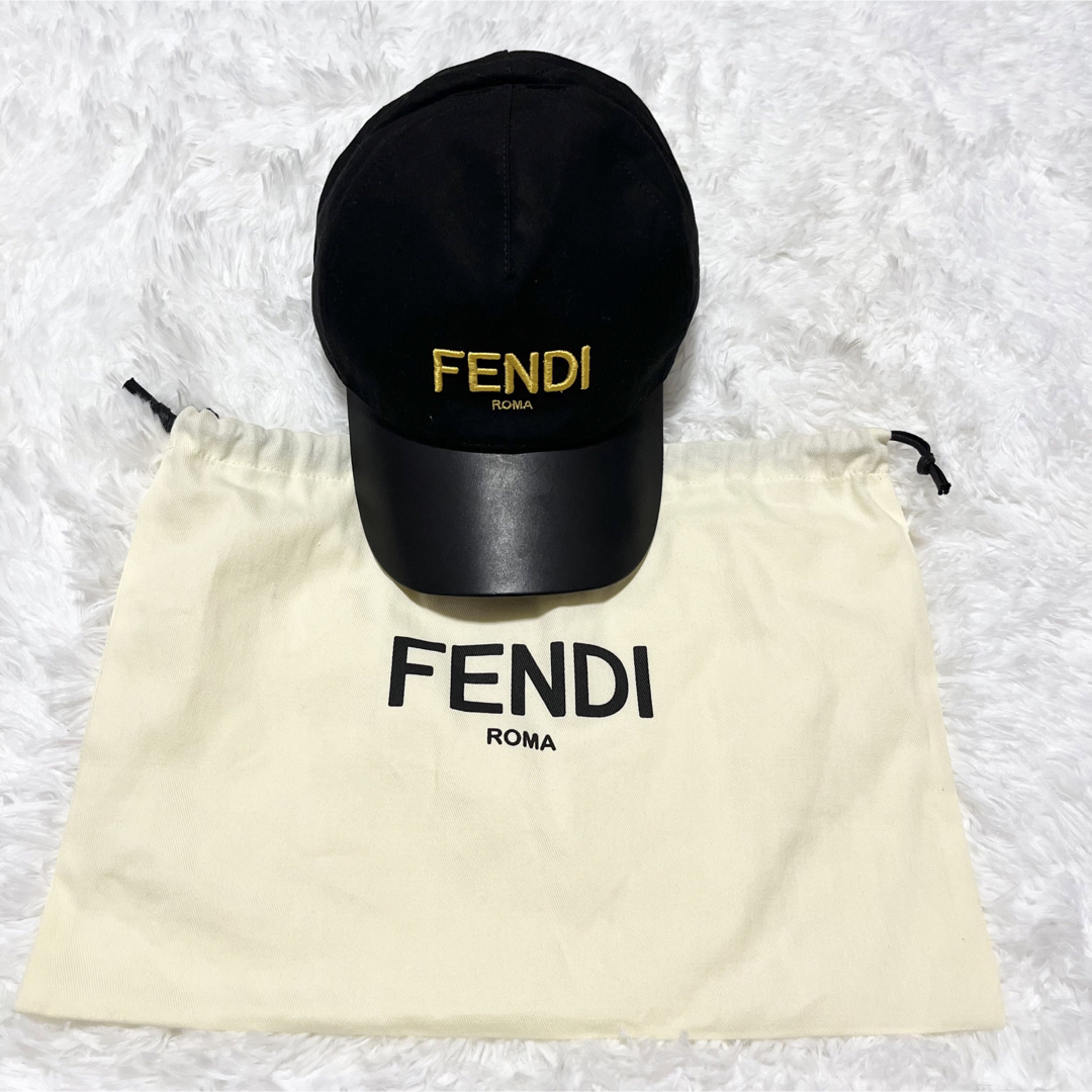 FENDI - 【新品未使用】FENDI フェンディ リバーシブル キャップ FF