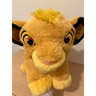 ディズニー(Disney)のディズニー　シンバ　抱き枕　クッション　ぬいぐるみ(キャラクターグッズ)