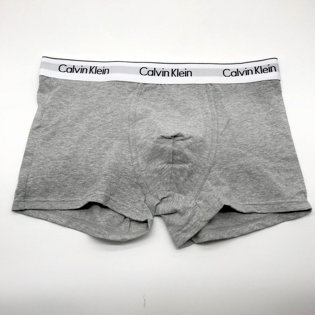 ck Calvin Klein(シーケーカルバンクライン)のカルバンクライン メンズ　ボクサーパンツ　3カラーセット　XLサイズ メンズのアンダーウェア(ボクサーパンツ)の商品写真