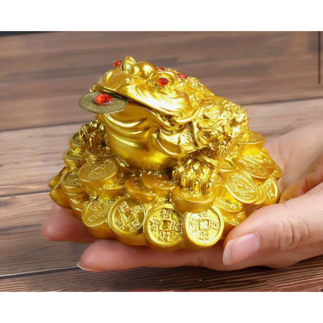 黄金のお金カエル