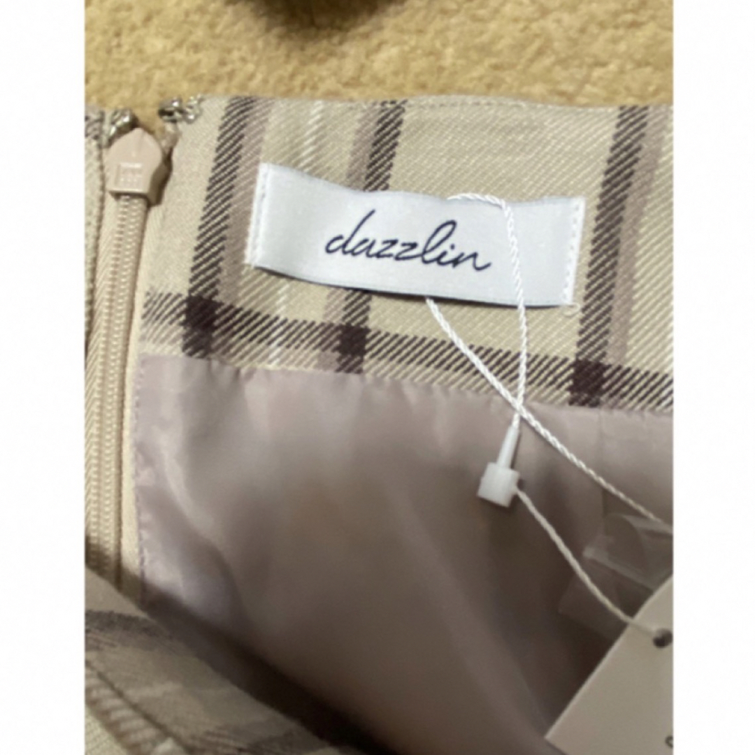 dazzlin(ダズリン)の新品未使用　ダズリン　セットアップ　ビスチェ　スカート　チェック レディースのレディース その他(セット/コーデ)の商品写真