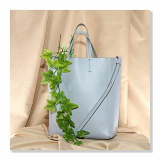 セリーヌ(celine)の【美品】CELINE セリーヌ　バーティカル カバ　スモール　2way　グレー(トートバッグ)