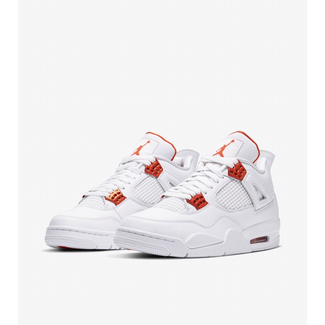 Jordan Brand（NIKE）(ジョーダン)のNike Air Jordan4 Retro White/Team Orange メンズの靴/シューズ(スニーカー)の商品写真