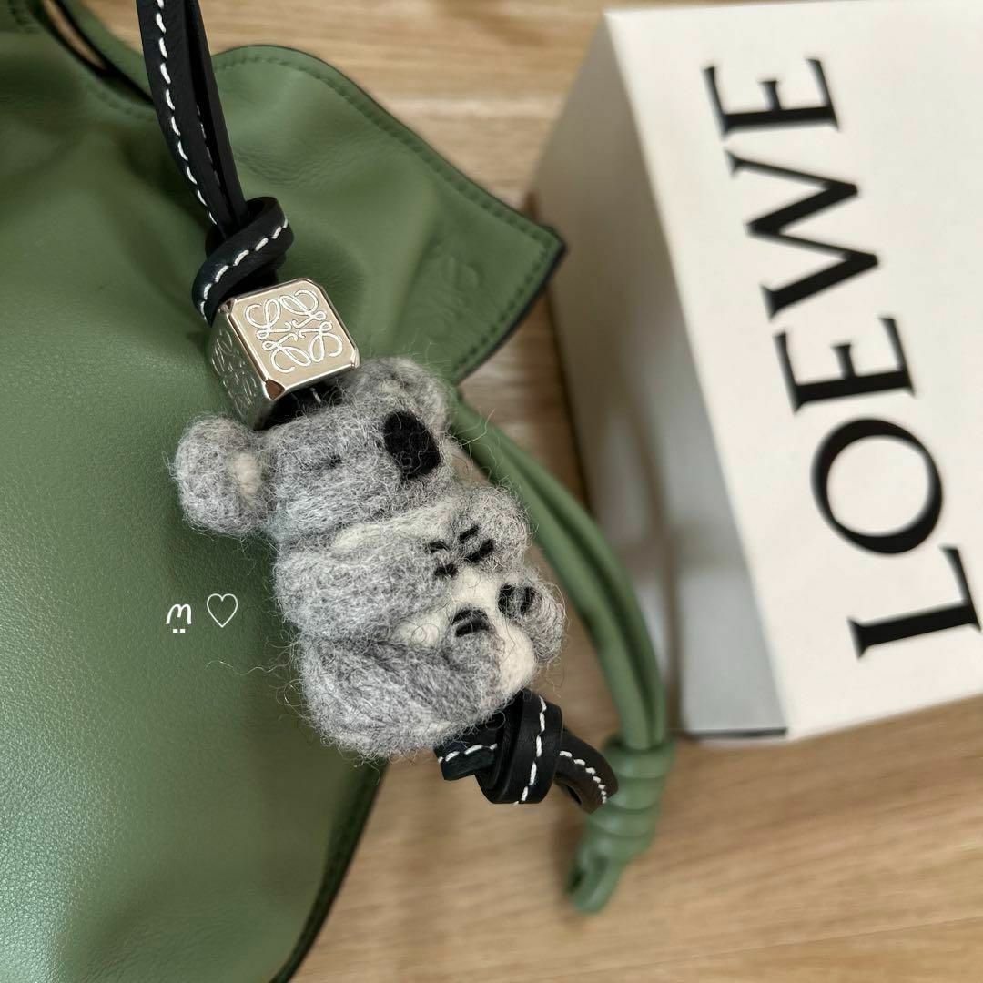 大人気☆ LOEWE SMALL DICE アナグラム キューブ バッグチャーム-