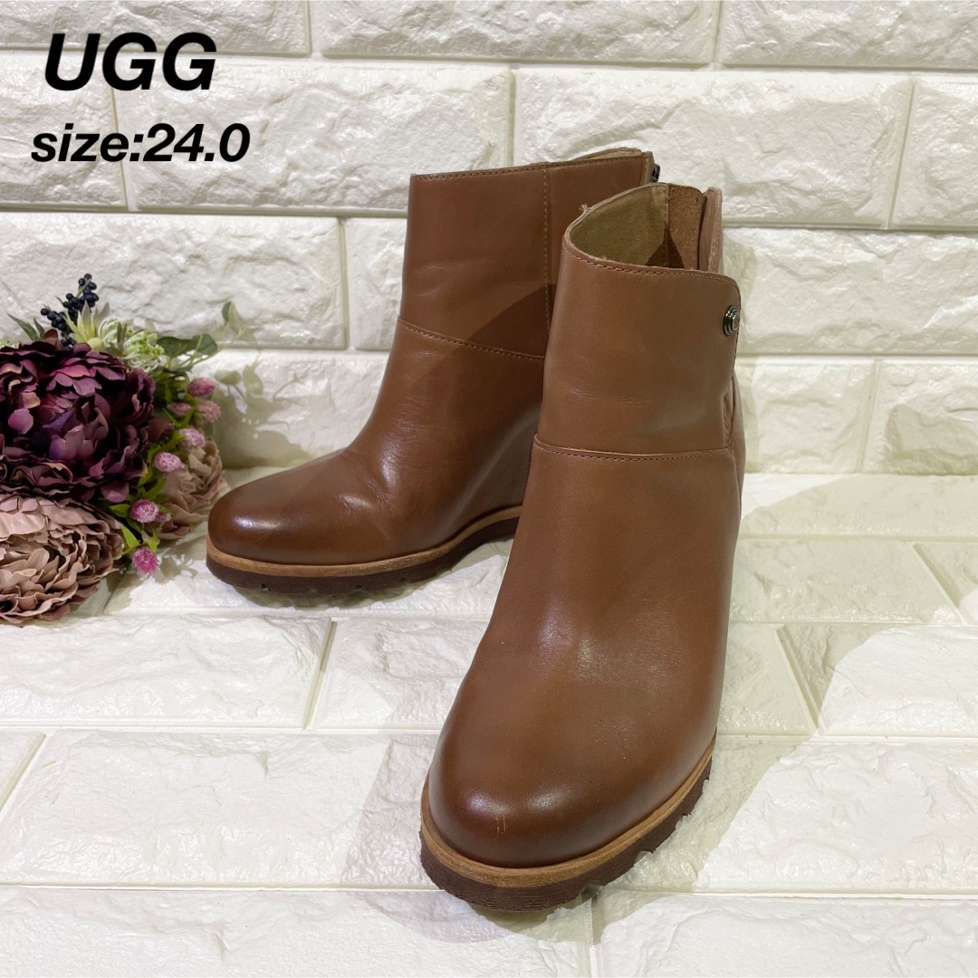 UGG アグ インヒールレザーブーツ インソールムートン バックジップ24.0のサムネイル