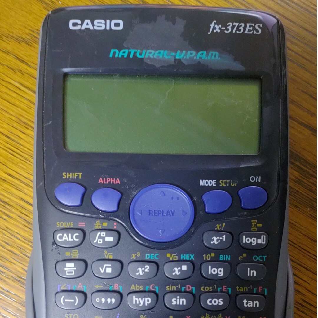 CASIO(カシオ)の関数電卓　casio fx-373ES インテリア/住まい/日用品のオフィス用品(OA機器)の商品写真