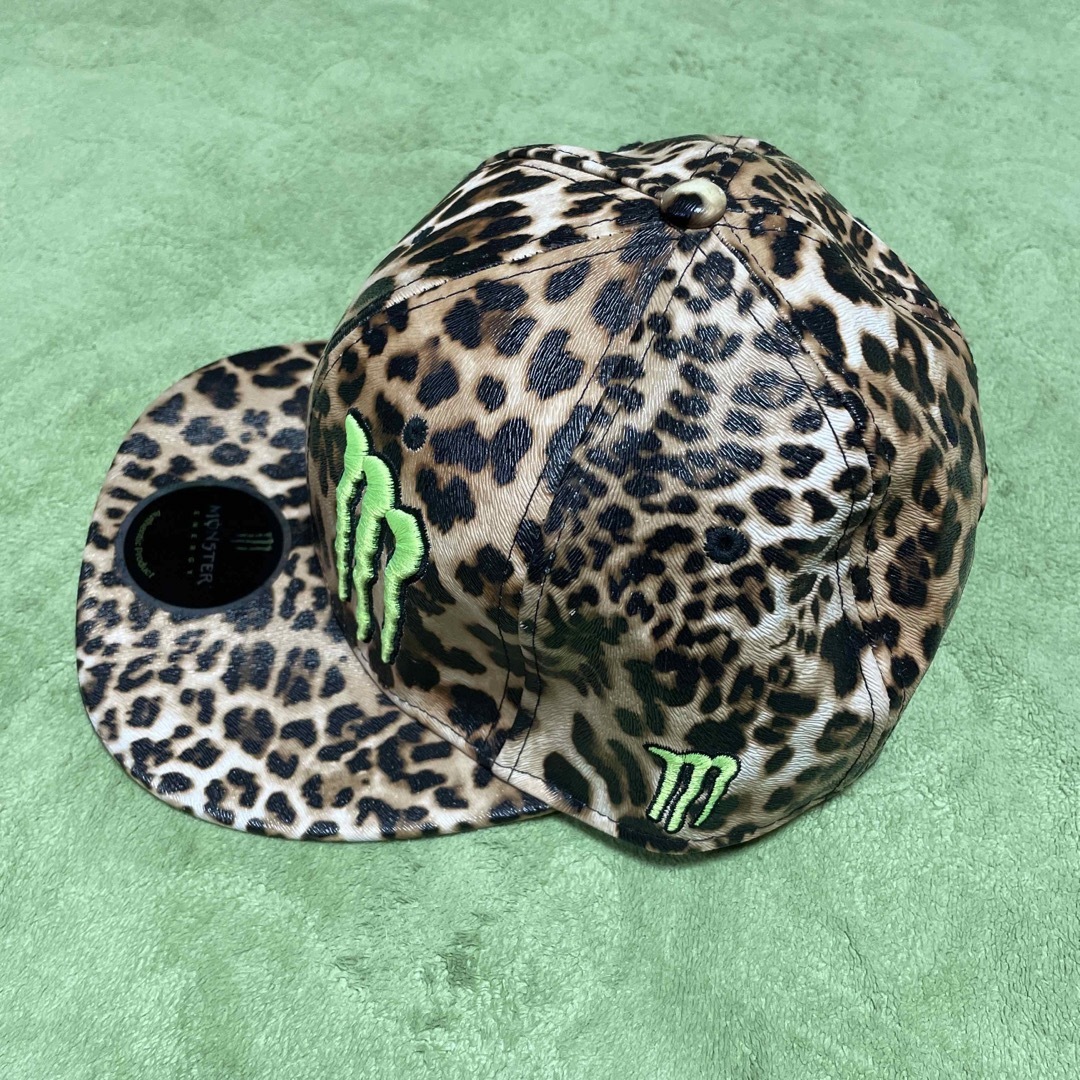 Monster Energy(モンスターエナジー)のモンスターキャップ　ヒョウ柄 メンズの帽子(キャップ)の商品写真