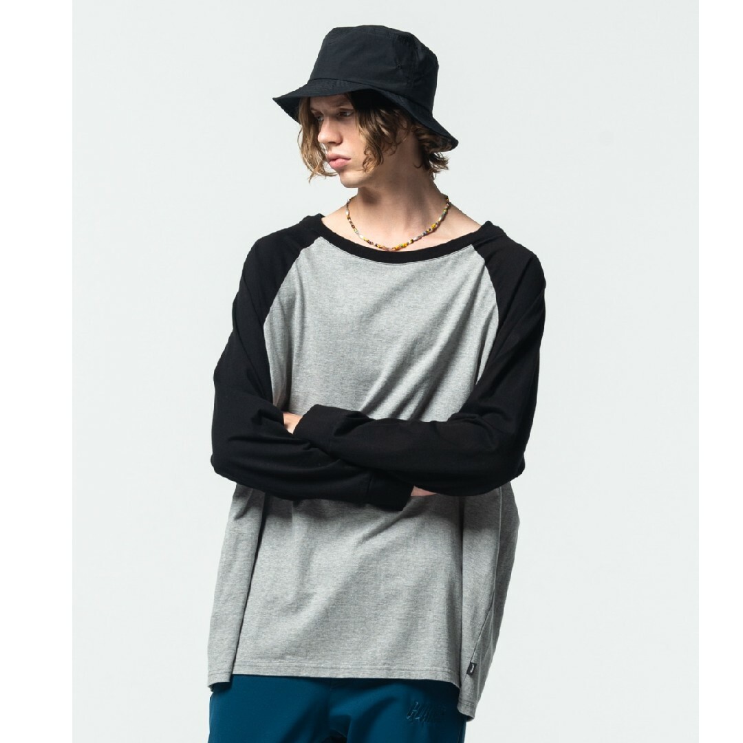 glamb(グラム)のglamb ネックレイヤードラグランカットソー Tシャツ  グラム メンズのトップス(Tシャツ/カットソー(七分/長袖))の商品写真