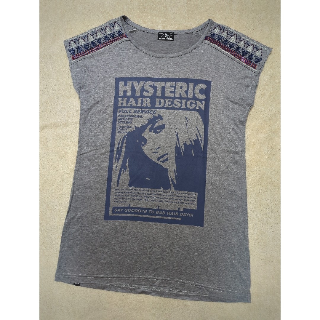 HYSTERIC GLAMOUR(ヒステリックグラマー)のヒステリックグラマー　美品ヒスガールカットソー レディースのトップス(Tシャツ(半袖/袖なし))の商品写真