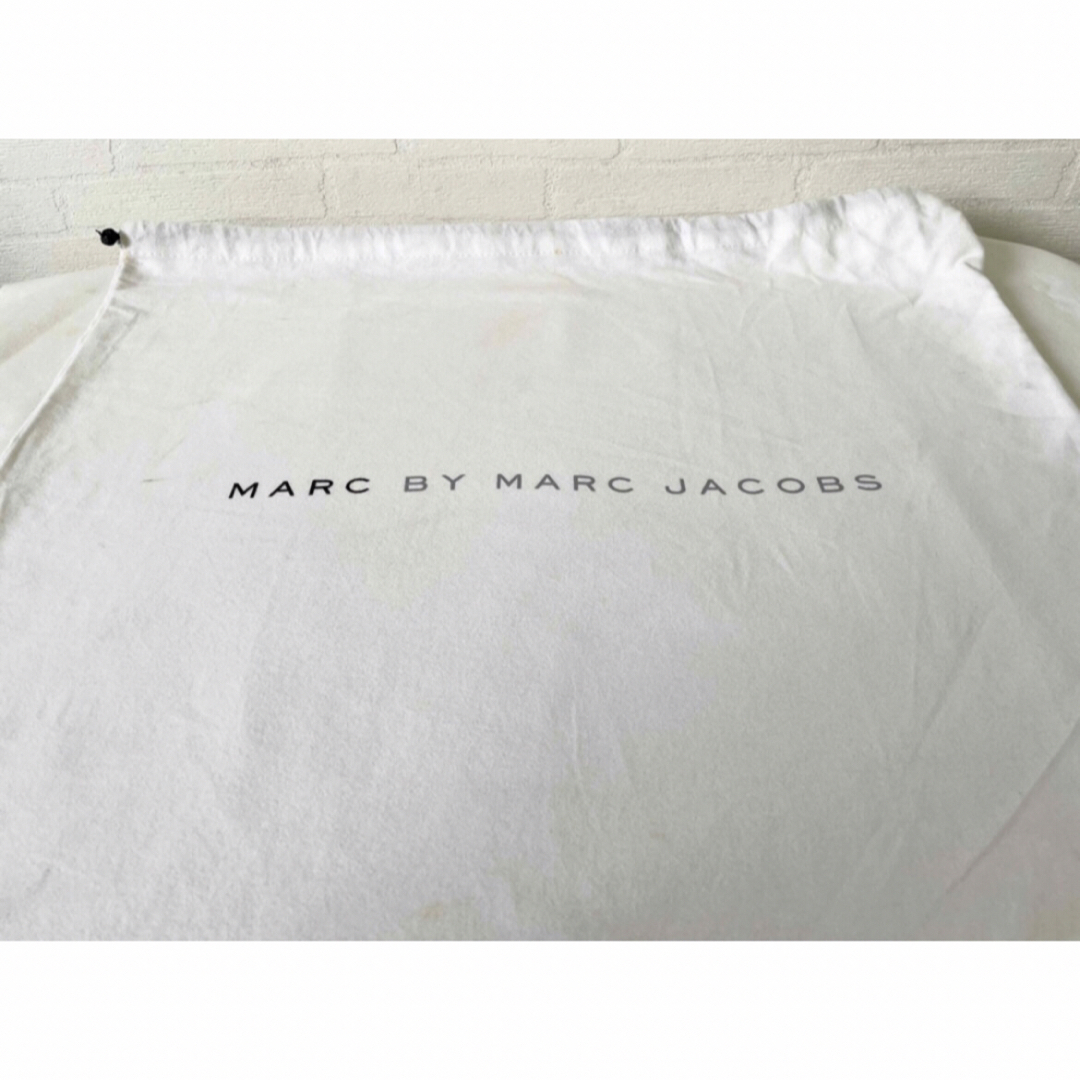 MARC BY MARC JACOBS(マークバイマークジェイコブス)のマークバイジェイコブス クラッチバッグ  ブラック  大きめ レディースのバッグ(クラッチバッグ)の商品写真