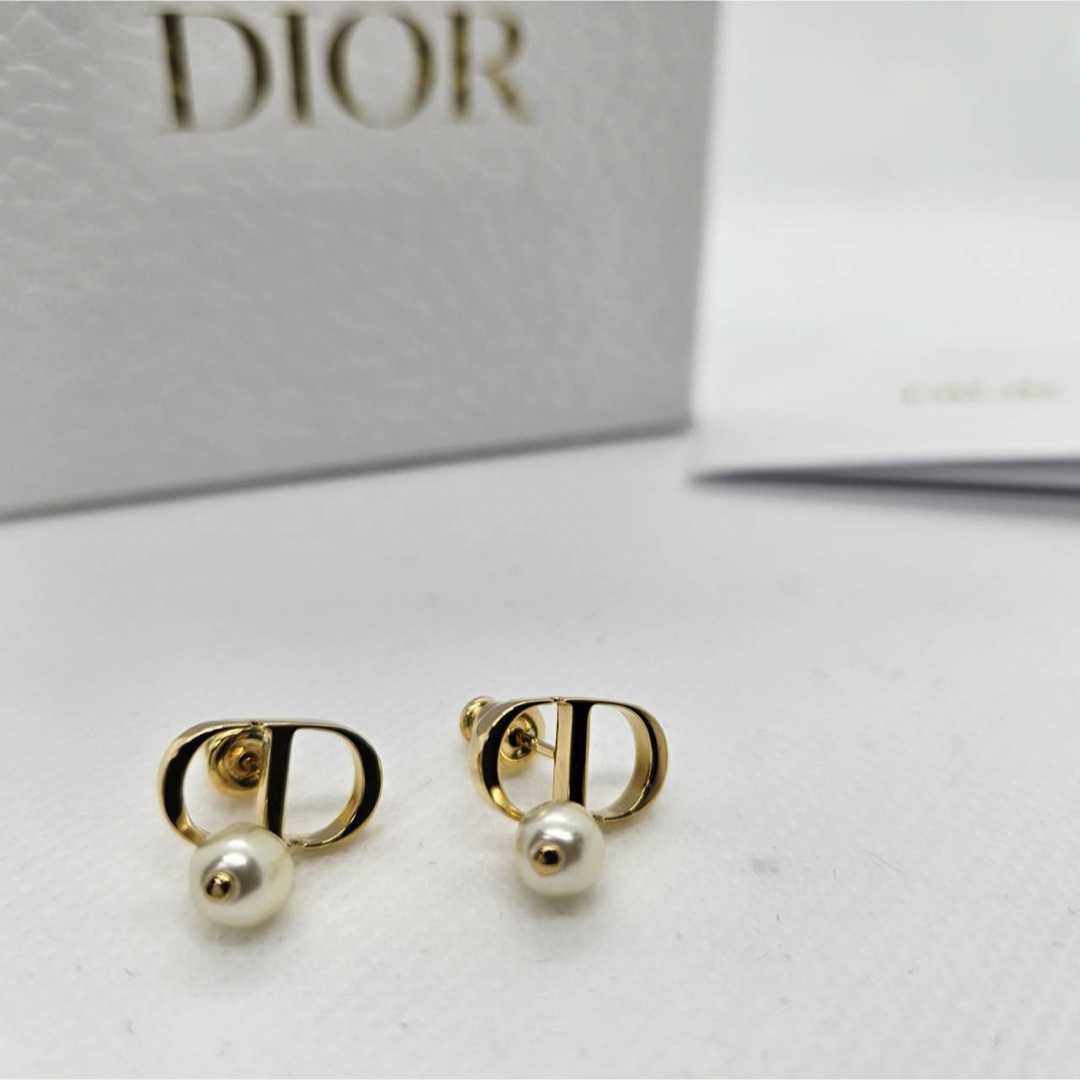 【新品未使用】Dior PETIT CD ピアス 両耳