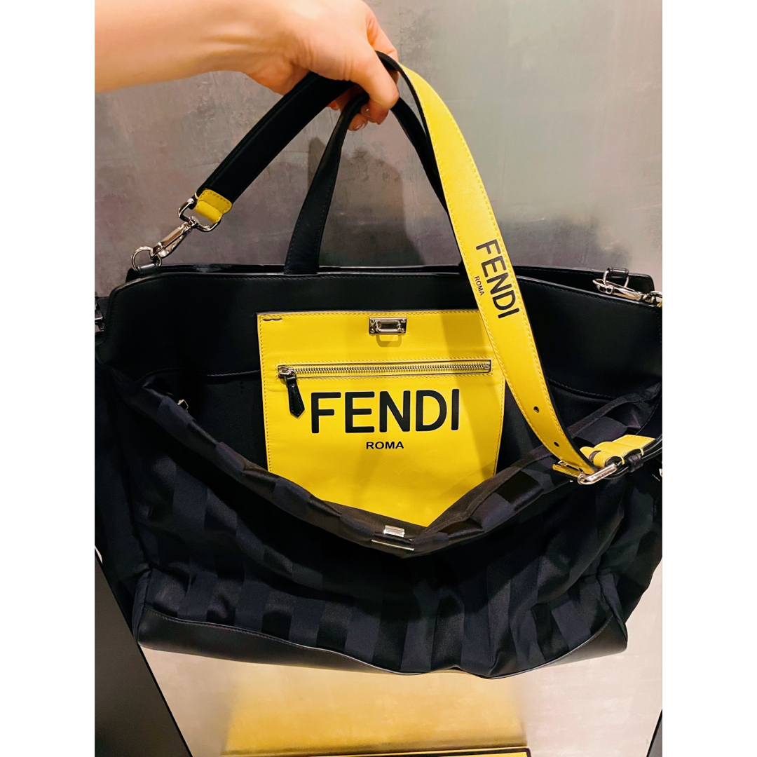 FENDI ショルダーバッグ