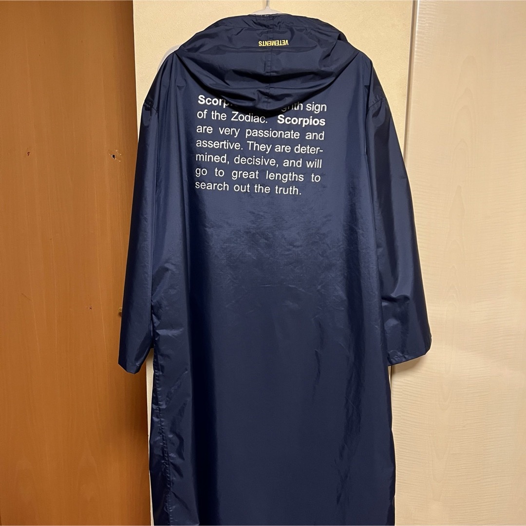 VETEMENTS Taurus Horoscope Raincoat