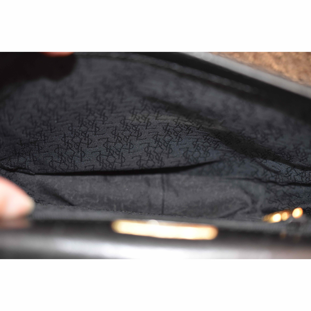 BOB様!イヴ・サンローラン YSL スエード ショルダーバッグ ブラック BOB様!イヴ・サンローラン YSL スエード ショルダーバッグ ブラック