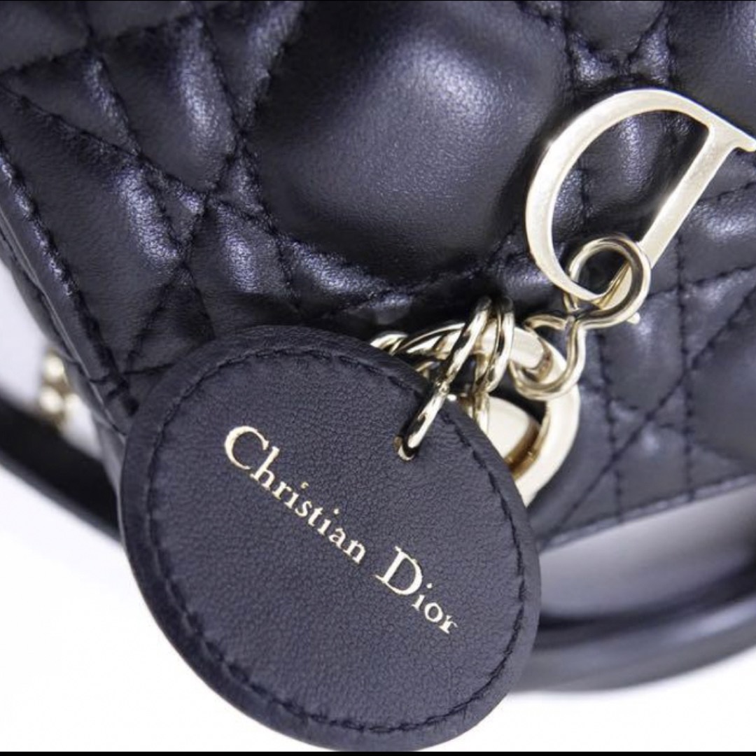 Christian Dior(クリスチャンディオール)のlady  Dior ミニバッグ レディースのバッグ(ハンドバッグ)の商品写真