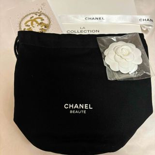 シャネル(CHANEL)のCHANEL【シャネル】巾着　ポーチ　ギフト　カメリア　リボン　カード付(ポーチ)