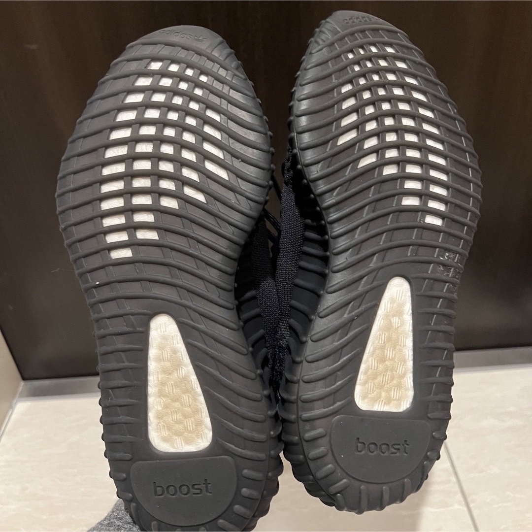 YEEZY（adidas）(イージー)のadidas YEEZY BOOST 350 V2 25.0cm メンズの靴/シューズ(スニーカー)の商品写真