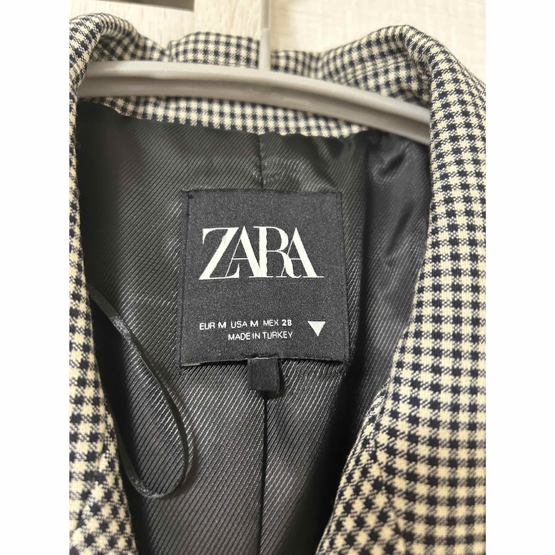 ZARA(ザラ)のZARA 千鳥格子 ダブルボタン テーラードジャケット メンズのジャケット/アウター(テーラードジャケット)の商品写真