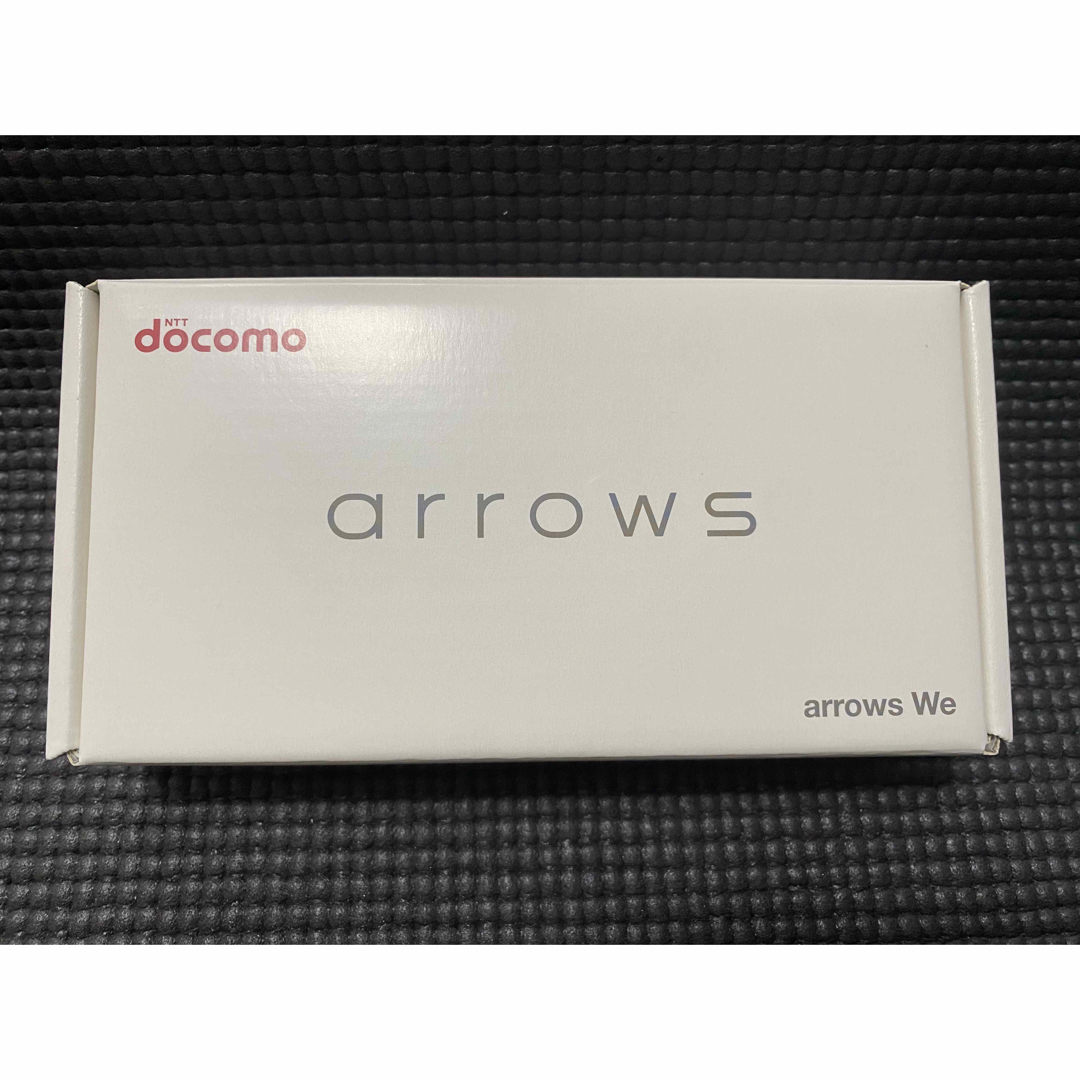 arrows We ホワイト 64 GB docomo 新品未使用