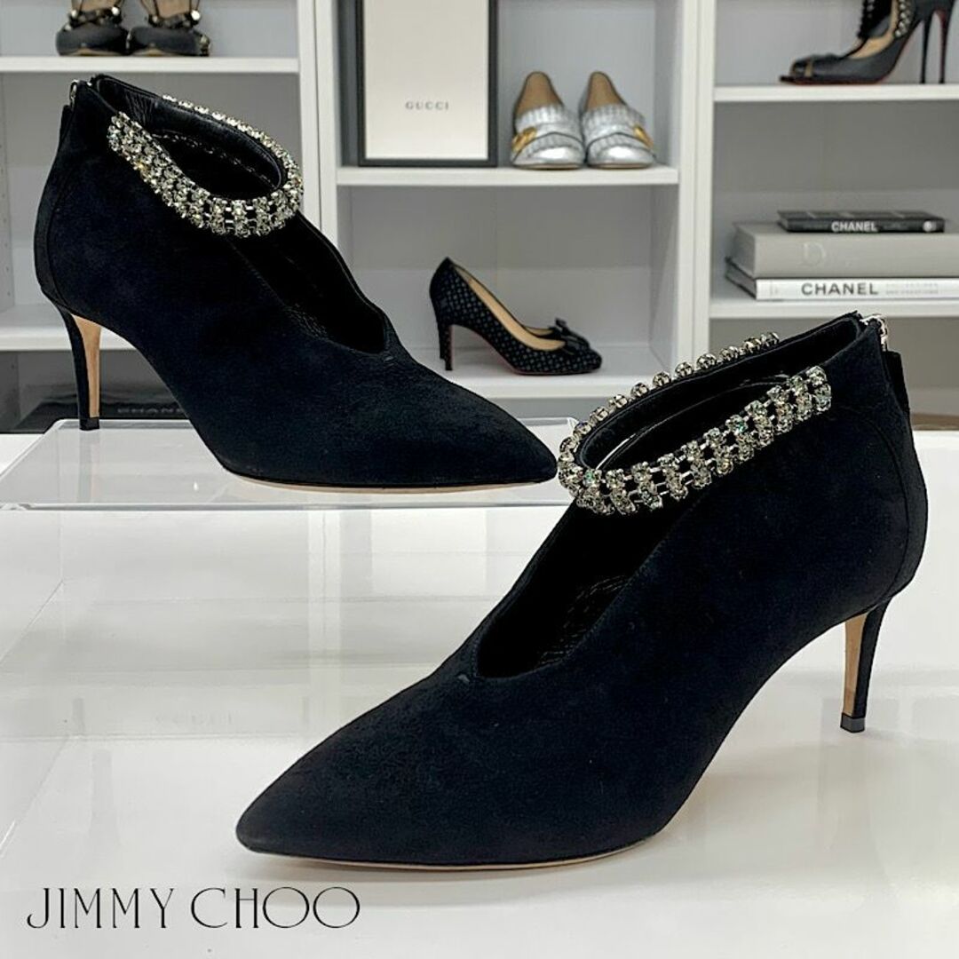 JIMMY CHOO(ジミーチュウ)の5621 ジミーチュウ スエード ビシュー アンクルストラップ ブーティ レディースの靴/シューズ(ブーティ)の商品写真