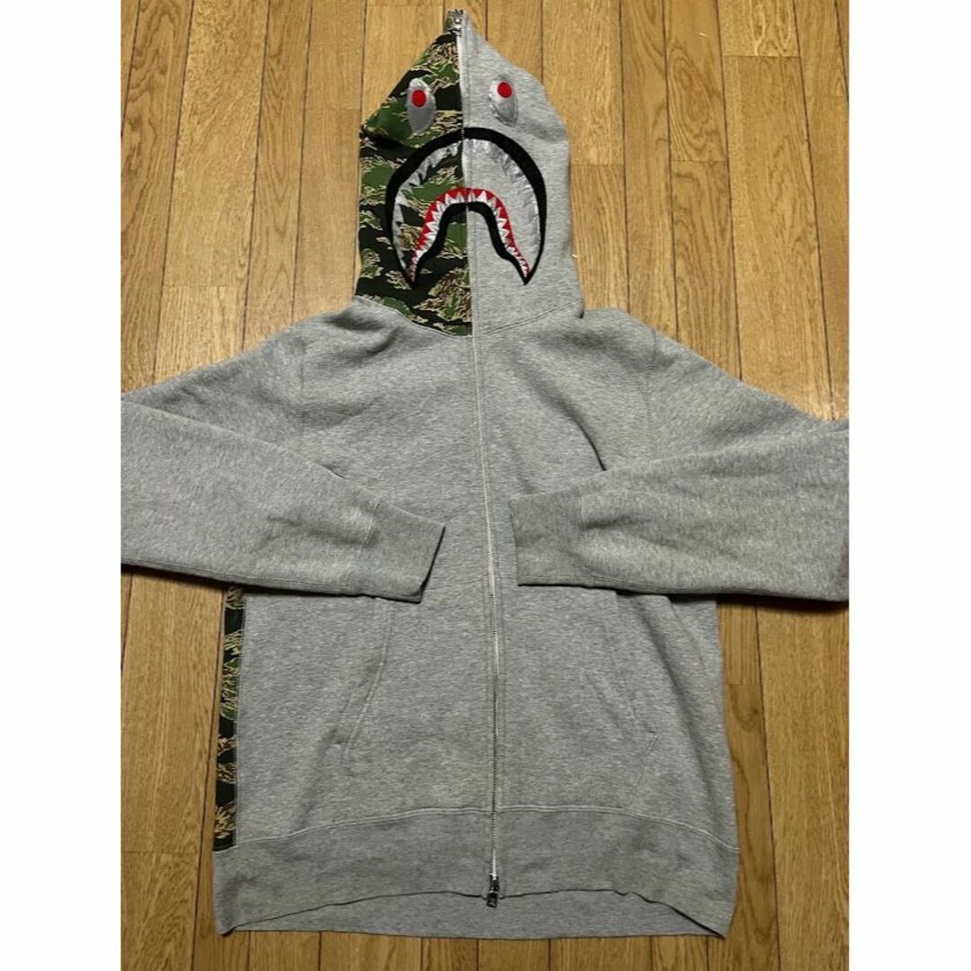 A BATHING APE - bape shark hoodie ベイプ エイプ シャーク パーカー