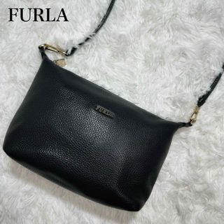 極美品 FURLA アクセサリーポーチ チェーンショルダーウォレット 現行ロゴ