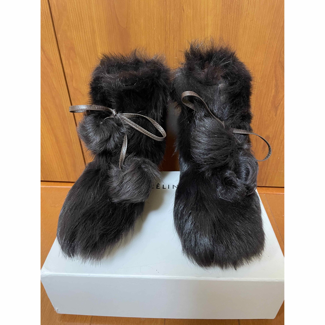 VIKTOR&ROLFヴィクター&ロルフ ファーブーツ新品37.5 VIKTOR&ROLFヴィクター&ロルフ ファーブーツ新品37.5
