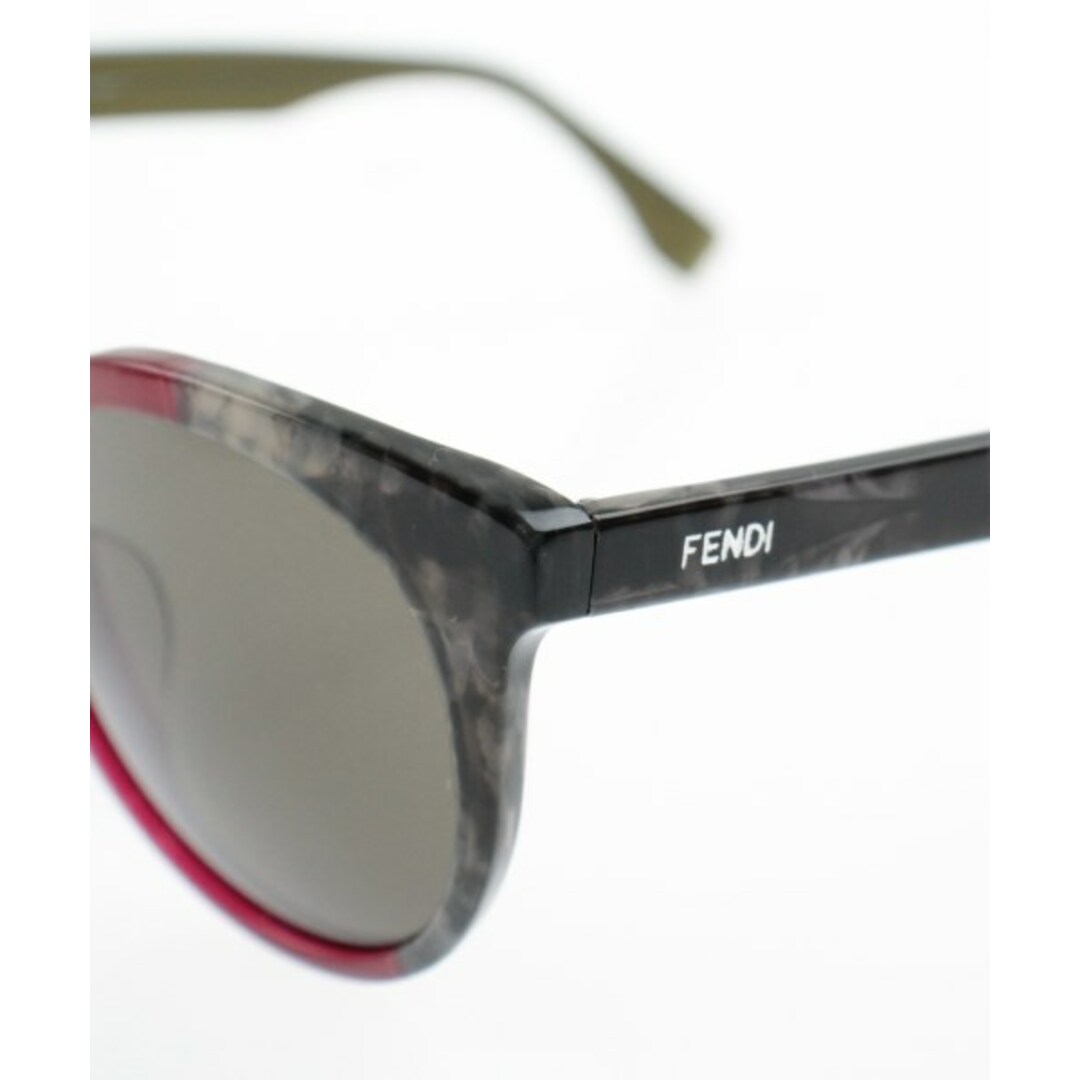 FENDI - FENDI フェンディ サングラス - カーキx赤xグレー 【古着