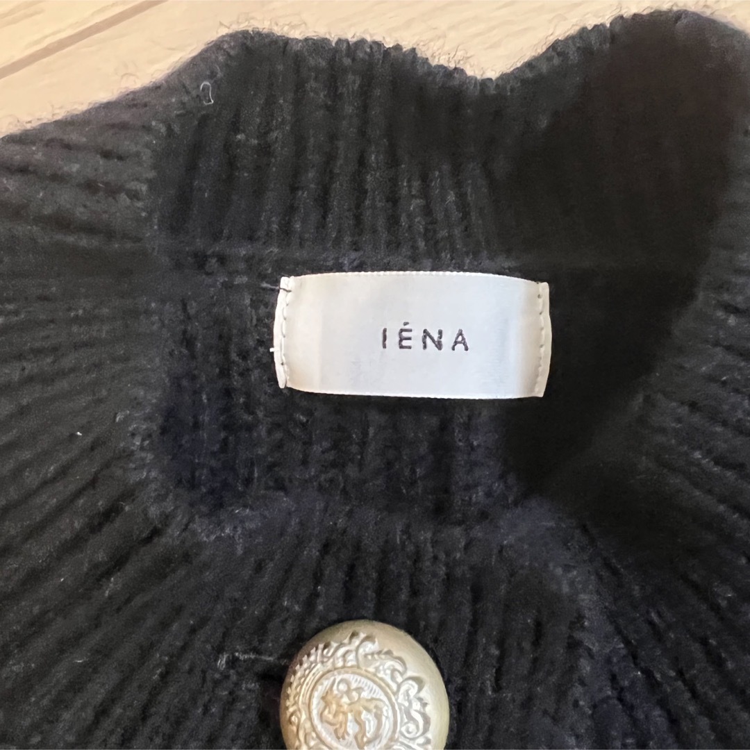 IENA(イエナ)のIÉNA × Cozue Anzai ランダムボタンカーディガン レディースのトップス(カーディガン)の商品写真