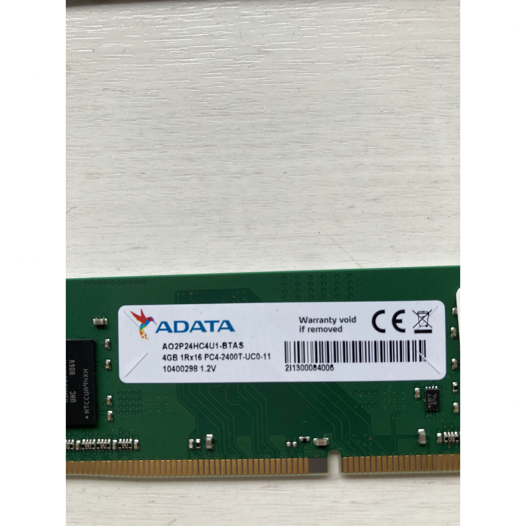 ADATA(アルダータ)のADATA 4GB DDR4 2400  スマホ/家電/カメラのPC/タブレット(PCパーツ)の商品写真