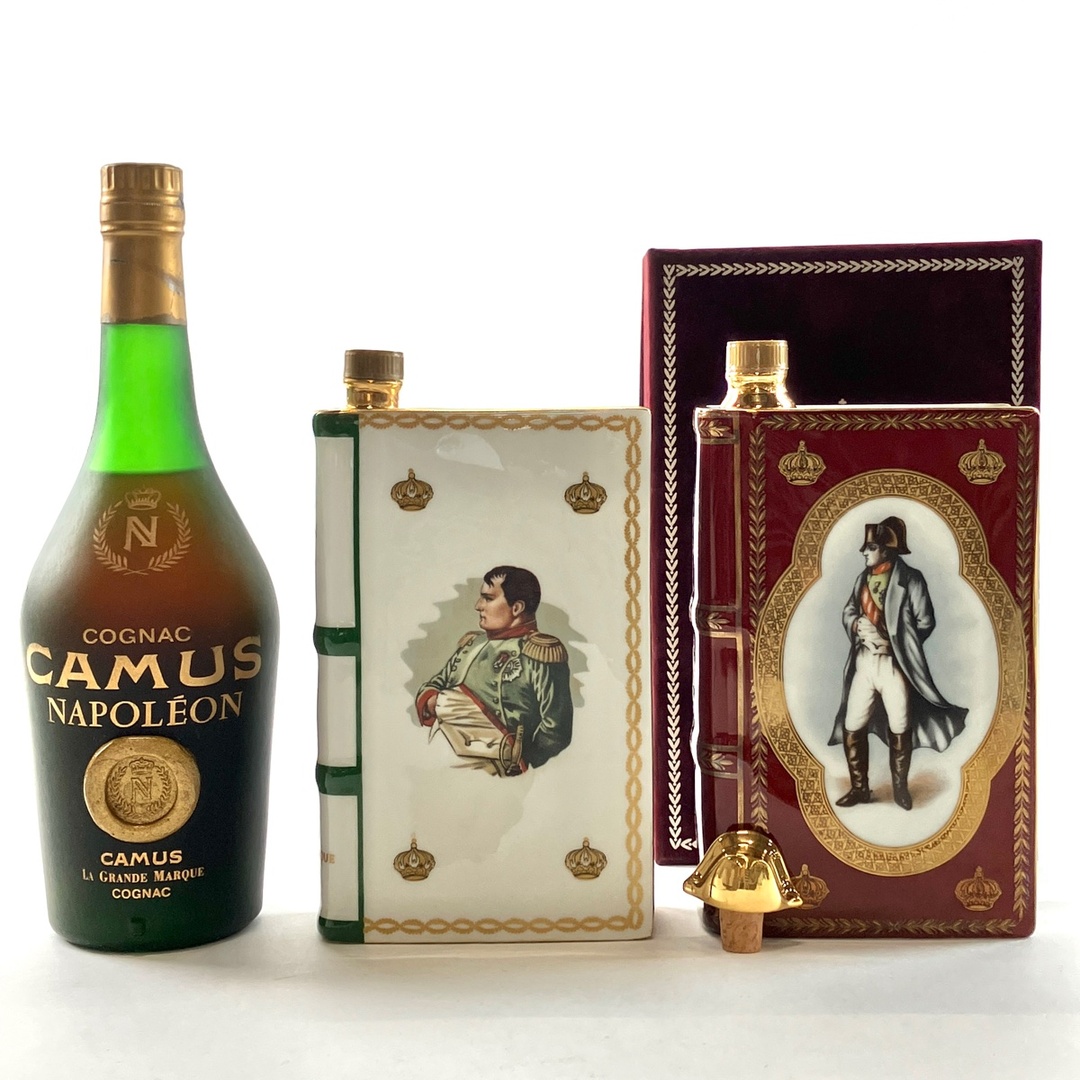 カミュ(カミュ)の3本 カミュ ナポレオン グランマルキ ナポレオン ブック 白緑  赤 コニャック 食品/飲料/酒の酒(ブランデー)の商品写真
