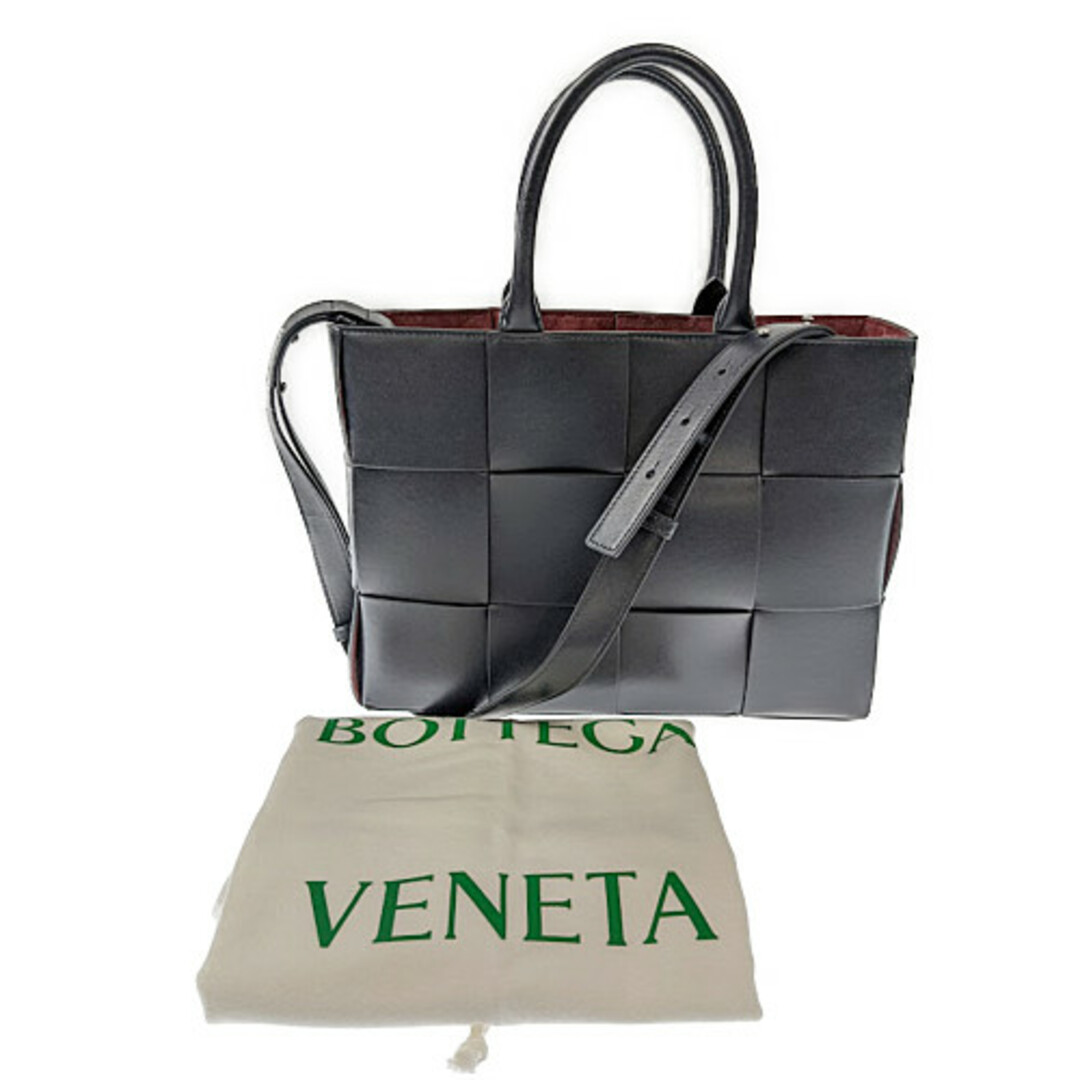 ボッテガ ヴェネタ トートバッグ ザ アルコ ポーチ付き  ブラック レザー Bottega Veneta  | シンプル 手提げ ショルダー ユニセックス ビジネス バック ブランド 黒 白 ファッション Aランク