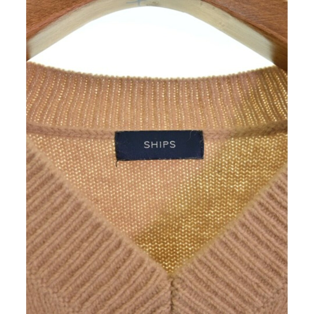 SHIPS(シップス)のSHIPS シップス ニット・セーター F ベージュ 【古着】【中古】 レディースのトップス(ニット/セーター)の商品写真