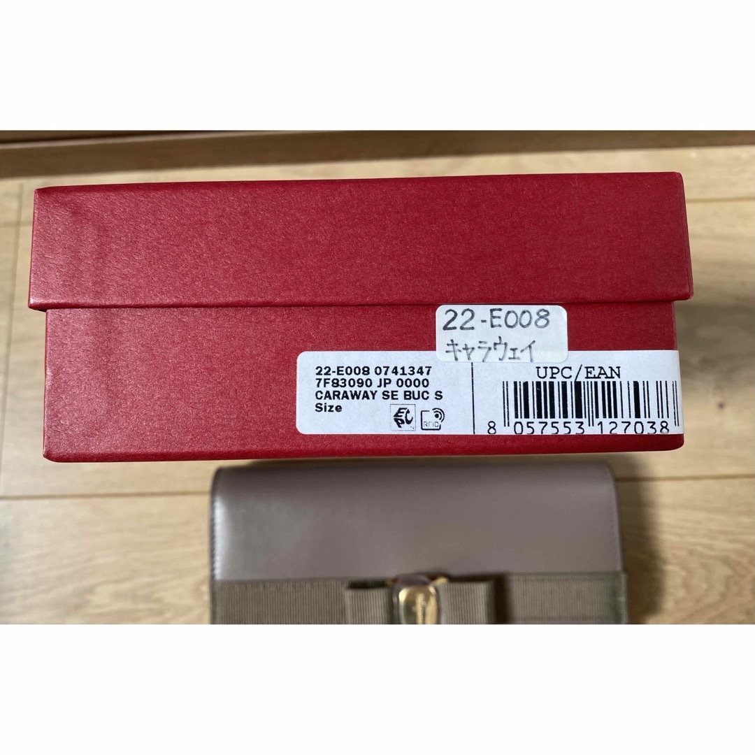 新品 フェラガモ 長財布 ニューヴァラ リボン