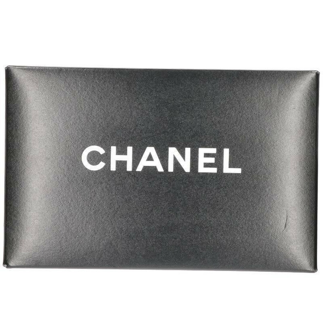 CHANELイヤーマフ　G-Dragon　着用