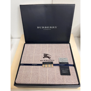 バーバリー(BURBERRY)の【新品未使用】 Burberry バーバリー ソフトコットンシーツ ジャガード織(シーツ/カバー)