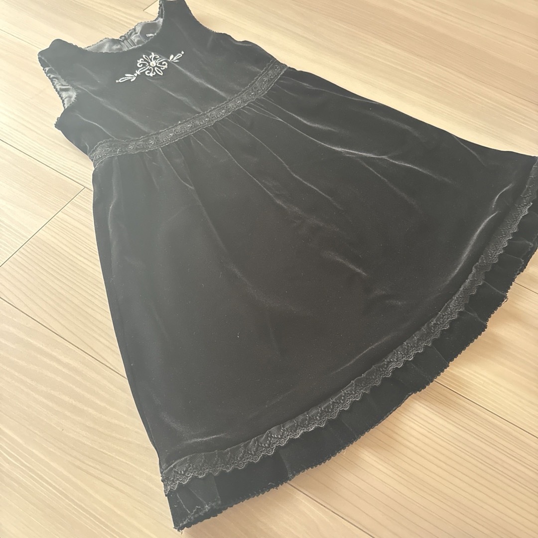 COMME CA DU MODE FILLE 100A 女児ワンピース キッズ/ベビー/マタニティのキッズ服女の子用(90cm~)(ワンピース)の商品写真