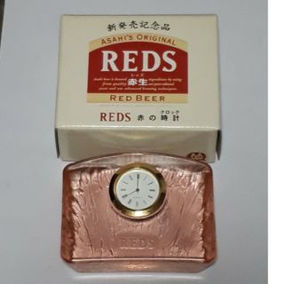 イシヅカガラス(石塚硝子)の新品未使用　アサヒビール　REDS　赤生　新発売記念　ガラス置時計　石塚硝子(置時計)