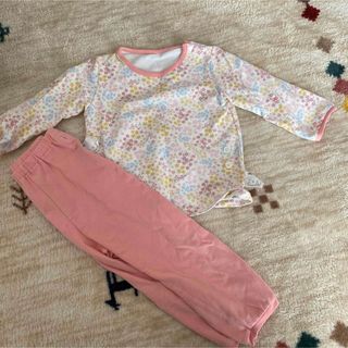 ユニクロ(UNIQLO)のUNIQLO キッズパジャマ　90サイズ　花柄(パジャマ)