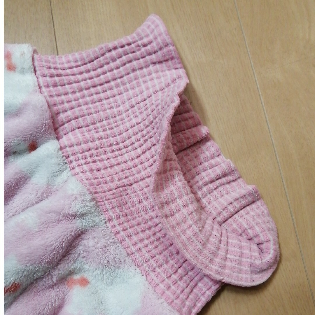 冬用パジャマ　SIZE95 キッズ/ベビー/マタニティのキッズ服女の子用(90cm~)(パジャマ)の商品写真