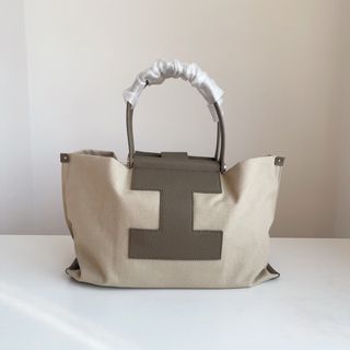 IACUCCI - 【モノグランマ S JACQUARD/RUGA】イアクッチの通販 by