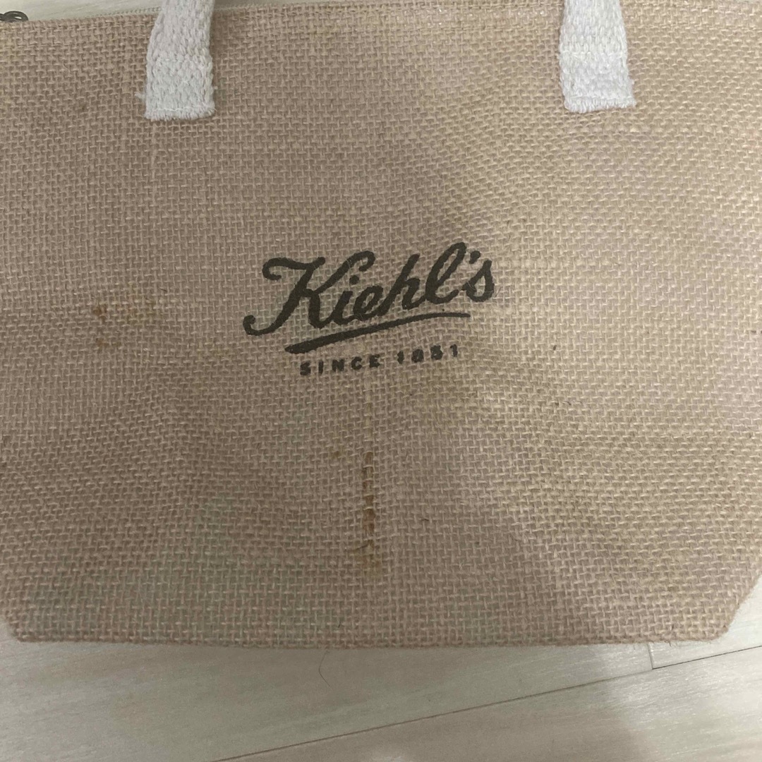 Kiehl's(キールズ)の『未使用』キールズ☆ノベルティ☆ランチケース エンタメ/ホビーのコレクション(ノベルティグッズ)の商品写真