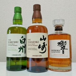 サントリー - 白州 700ml 新品未開封 3本セットの通販 by (^-^)'s shop