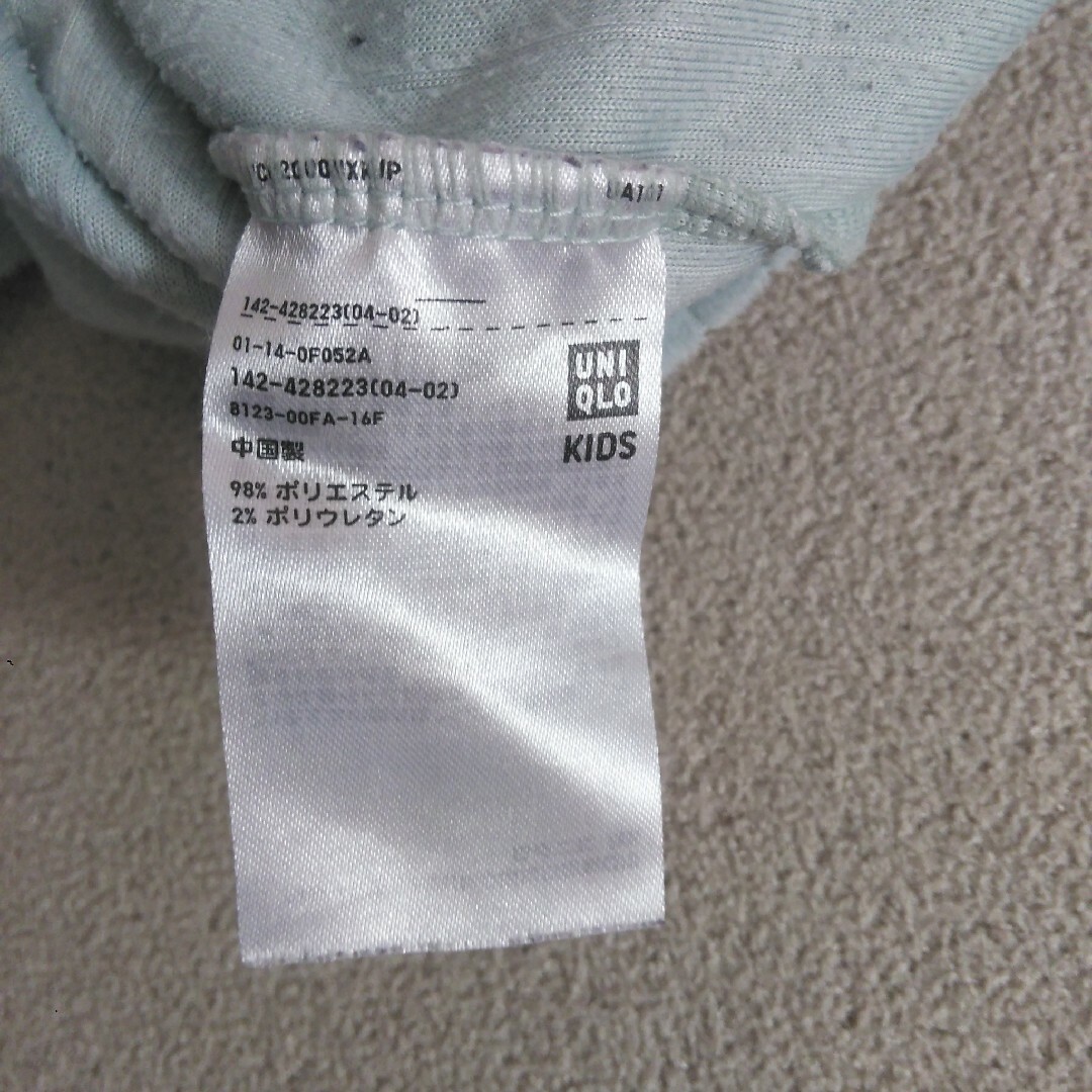 UNIQLO(ユニクロ)のユニクロ　女の子　 トップス　110 キッズ/ベビー/マタニティのキッズ服女の子用(90cm~)(Tシャツ/カットソー)の商品写真