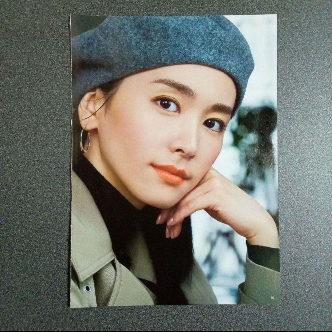 新垣結衣　切り抜き ファイルごと7冊 新垣結衣 切り抜き ファイルごと7冊 アイドル