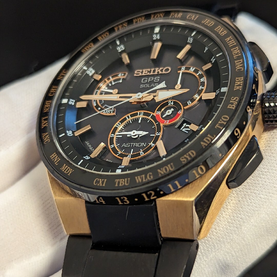 SEIKO(セイコー)の★美品★黒×金 SBXB126 アストロン エグゼクティブライン　チタンモデル メンズの時計(腕時計(アナログ))の商品写真