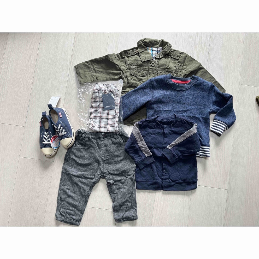Branshes - 新品 タグ付き 靴 パンツ 長袖 アウター トレーナー 80 90