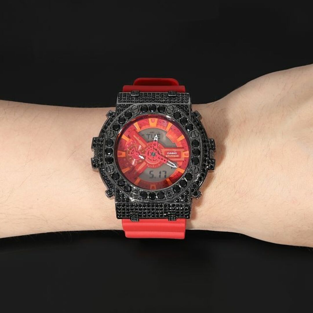 G-SHOCK(ジーショック)のGショック カスタム レッド文字盤 GA110 ２TONE ブラックCZ （キュービックジルコニア）ブラックゴールド メンズの時計(腕時計(デジタル))の商品写真