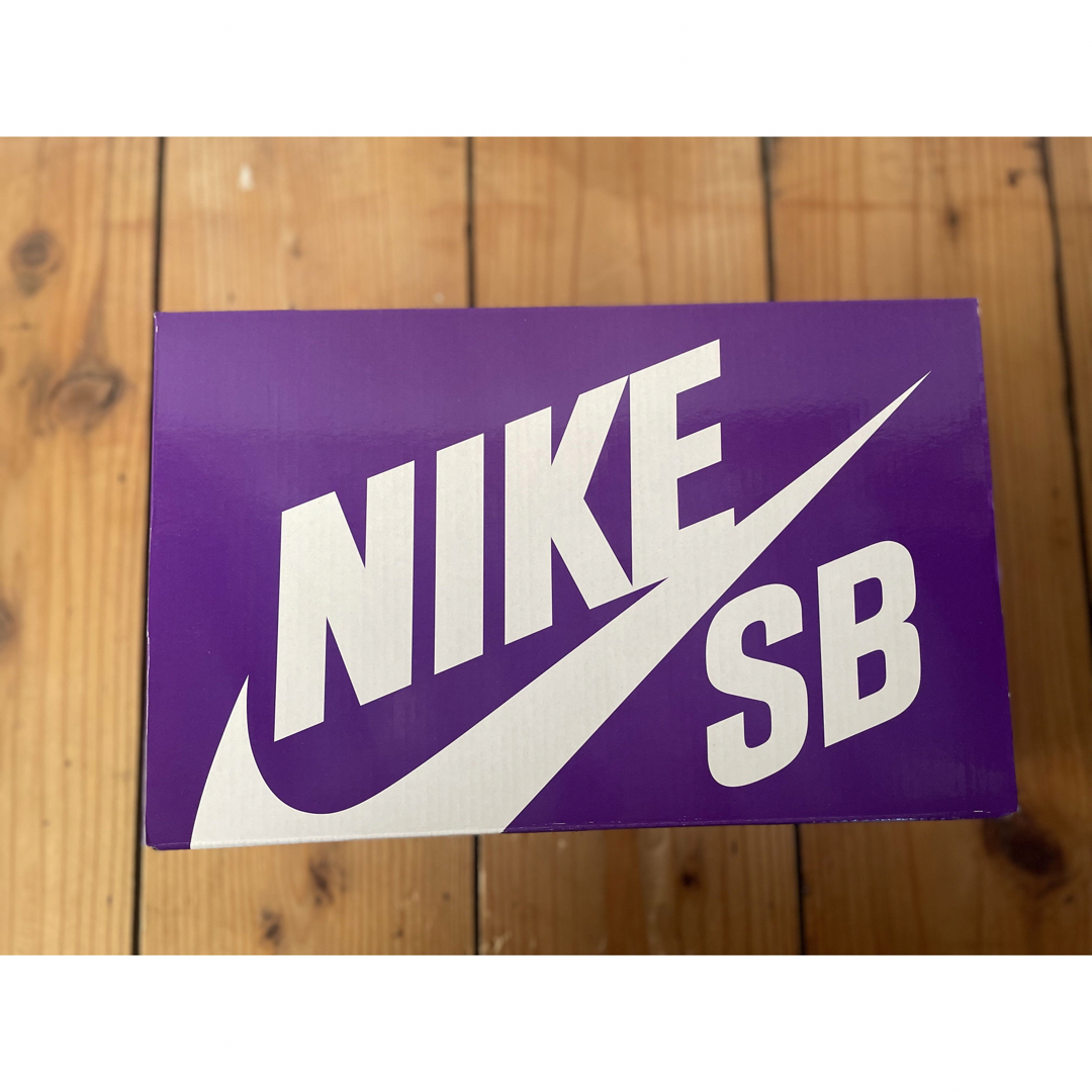 NIKE(ナイキ)のNike SB Dunk Wheat エスビー ウィート 8.5 26.5cm  メンズの靴/シューズ(スニーカー)の商品写真