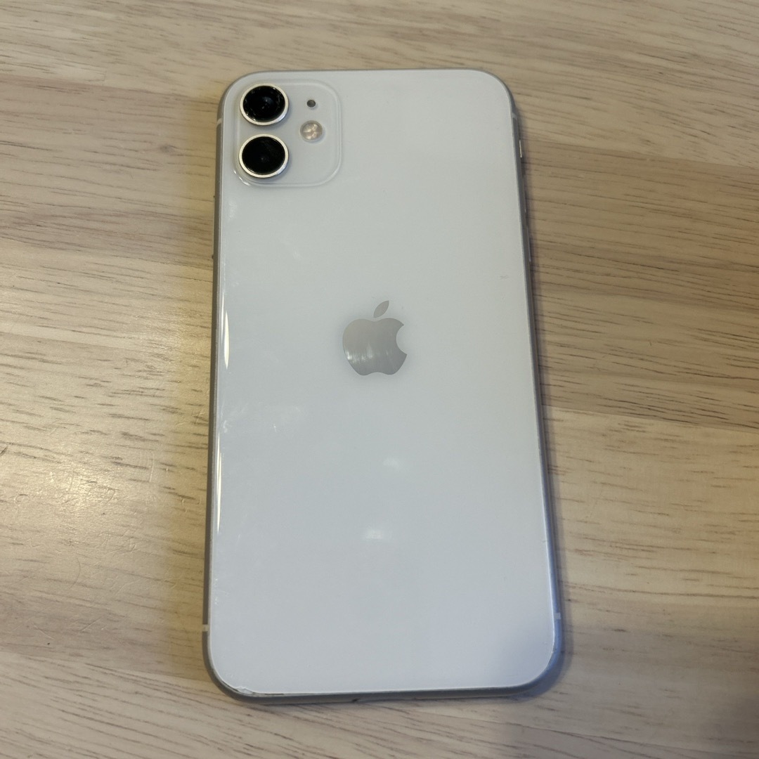 iPhone11 64GB SIMフリー ジャンク品 ホワイト iPhone11 64GB SIMフリー ジャンク品 ホワイト